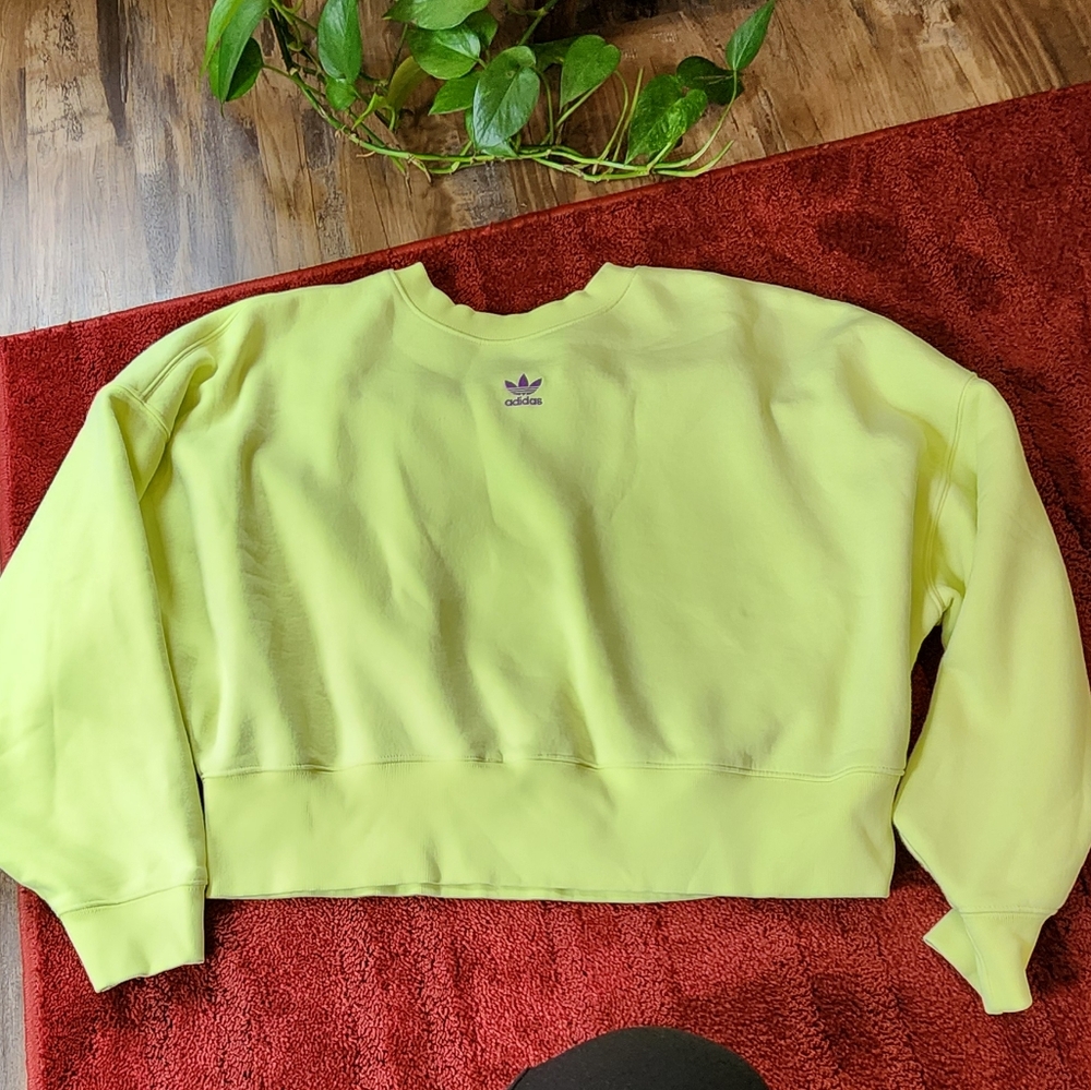 Adidas Essensials Fleece Crewneck Sweatshirt
